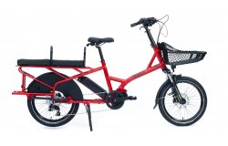 Si vous avez 2e enfants entre 7 et 10 ans, vous pouvez installer deux anneaux de maintien sur le porte-bagage arrière