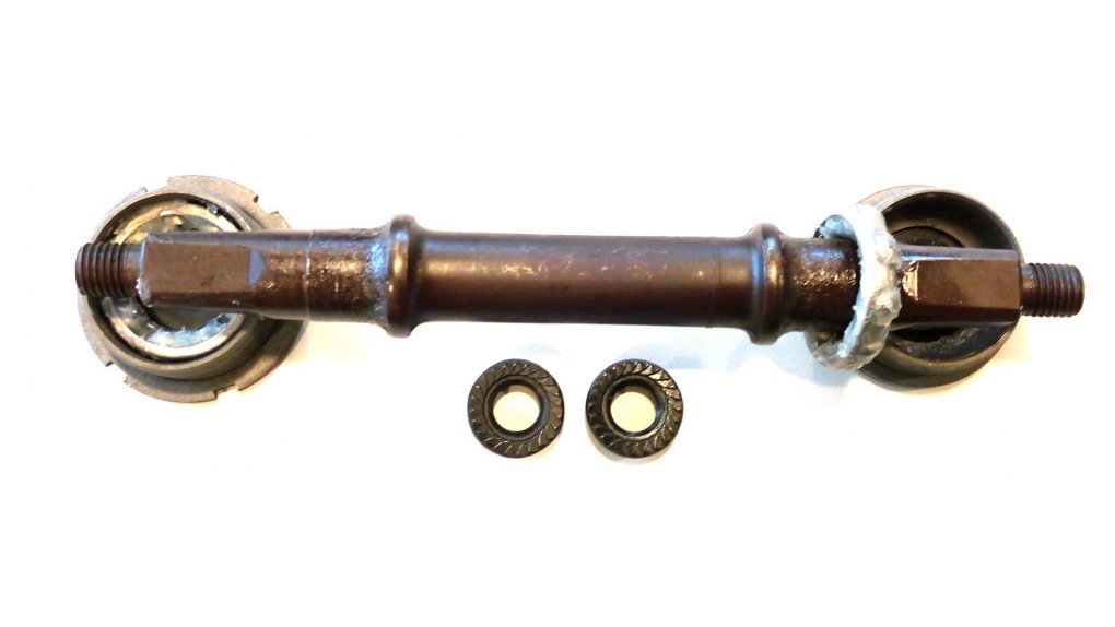 Boitier de pédalier  Triporteur Smiley électrique l. 152 mm