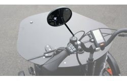 Rétroviseur hollandais vintage fixé sur le cintre d'un CARGO XL Évémentiel