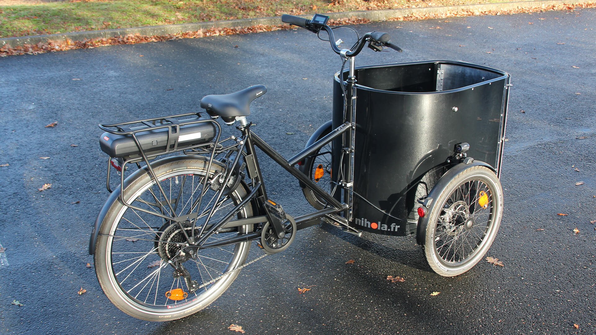 NIHOLA XL PRO MOTEUR ROUE ARRIERE (modèle de démonstration)