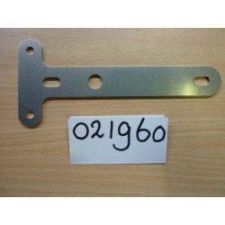 Plaque inox pour fixer des repose-pieds au tube diagonal d'un vélo sans porte-bagage avant