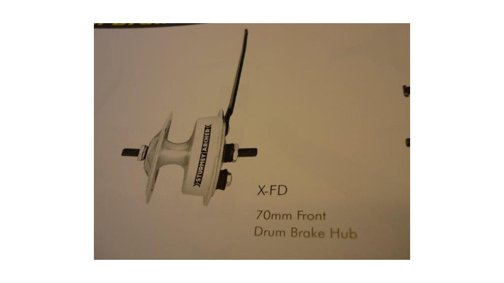 Moyeu frein tambour avant Sturmey Archer argent 70 mm