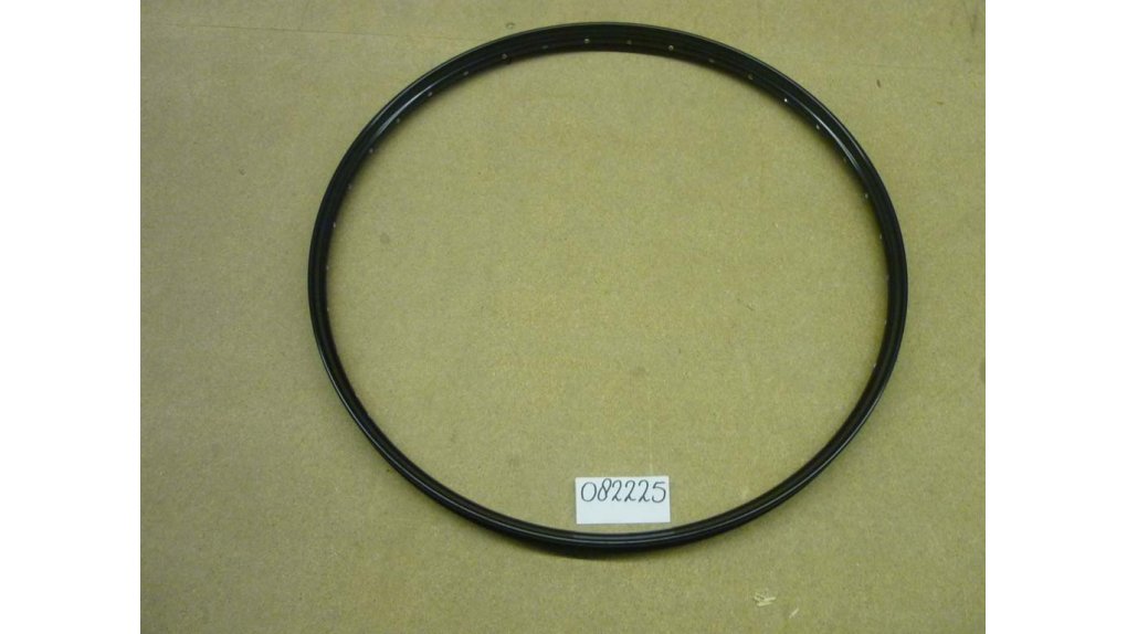 Jante 622-22 alu noir simple paroi , forme "chapeau de gendarme" (vélo vintage)