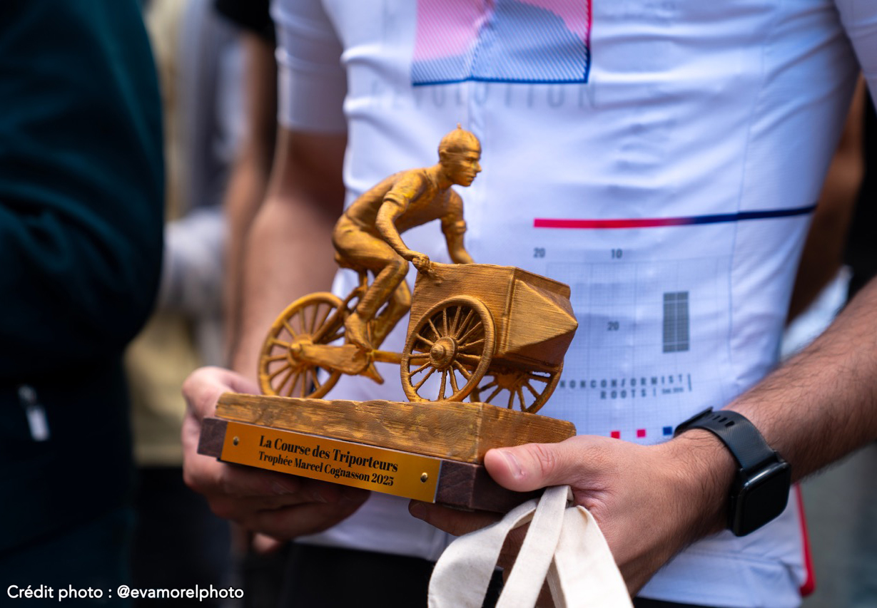 Le trophée Marcel Cognasson, désormais exposé dans notre atelier de Montaigu-Vendée